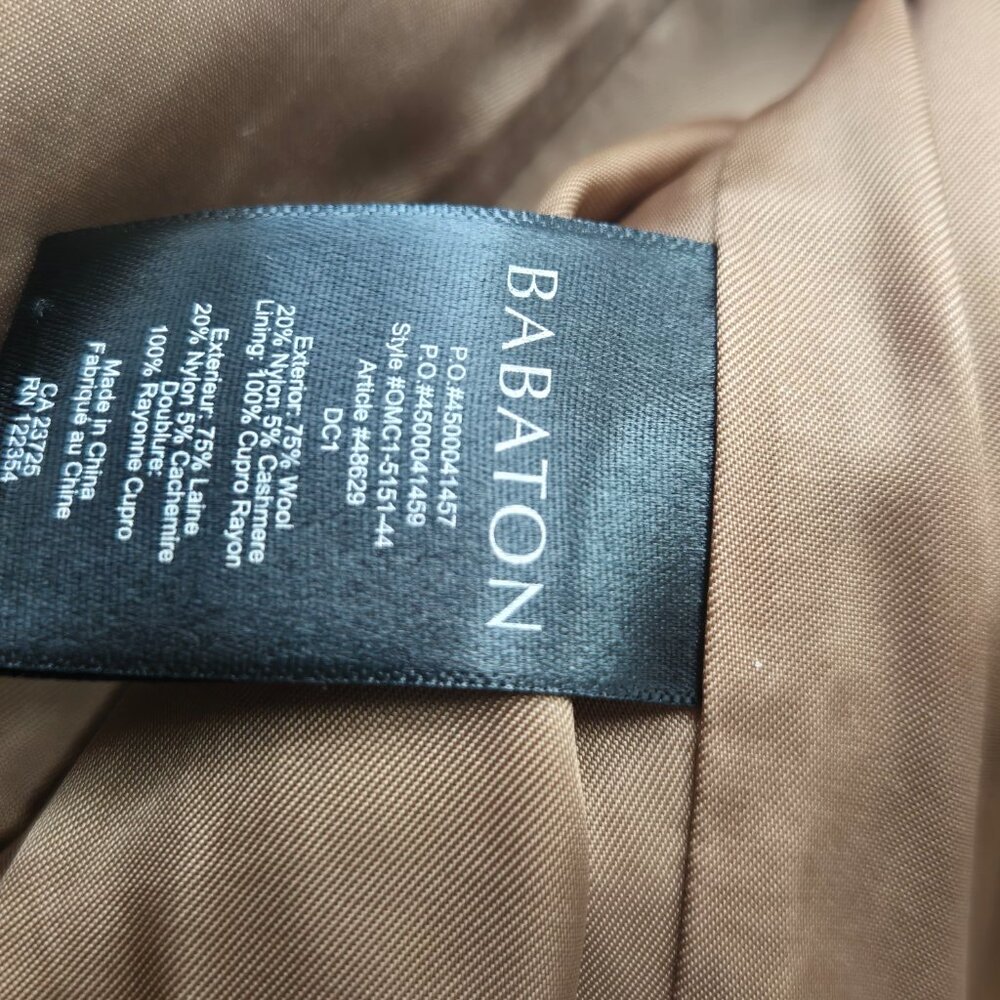 Aritzia Wool Coat - Picture 5 of 5
